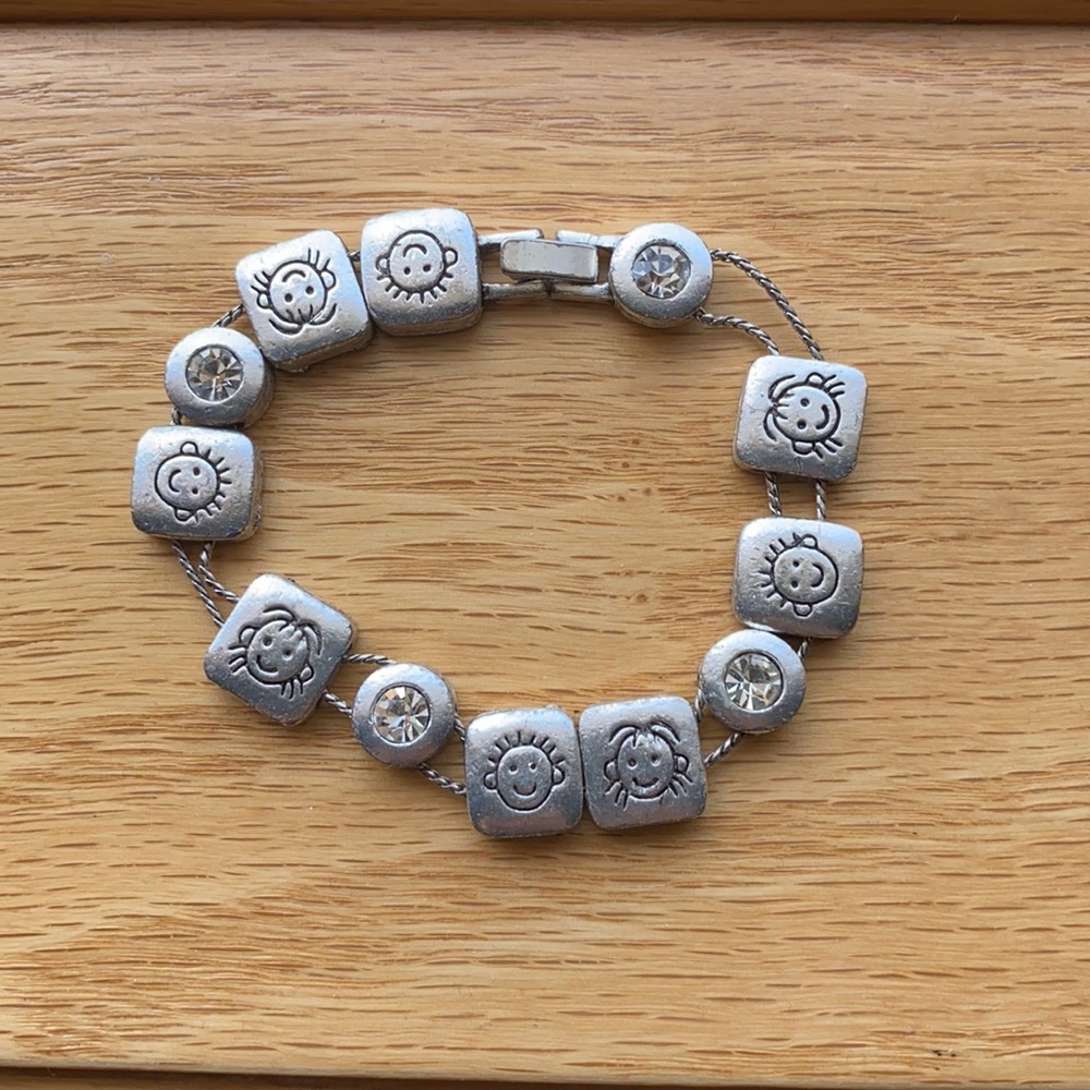 Cute bracelet-new teacher?!?